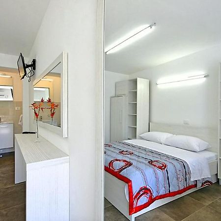 Apartmani Elio ウマグ エクステリア 写真